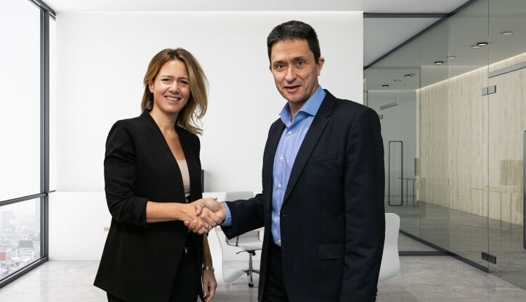 Patricia Santoni, Directrice Cegid HCM Ibéria Cegid et David Arderiu, DG de VisualTime by Robotics - © D.R.