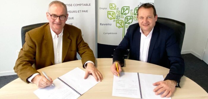 Benoît HUREAU, Président du CERFRANCE (à gauche) et Mickaël JACQUEMIN, Président de WiziFarm (à droi - © D.R.