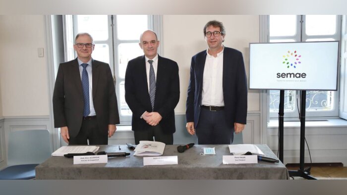 De gauche à droite : Jean-Marc Bournigal - directeur du groupement, François Desprez - président de - © D.R.