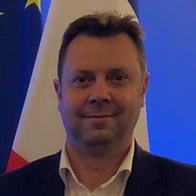 Eneric Lopez est directeur national de la transformation et de l’impact social de Microsoft depuis septembre 2022. - © @DR