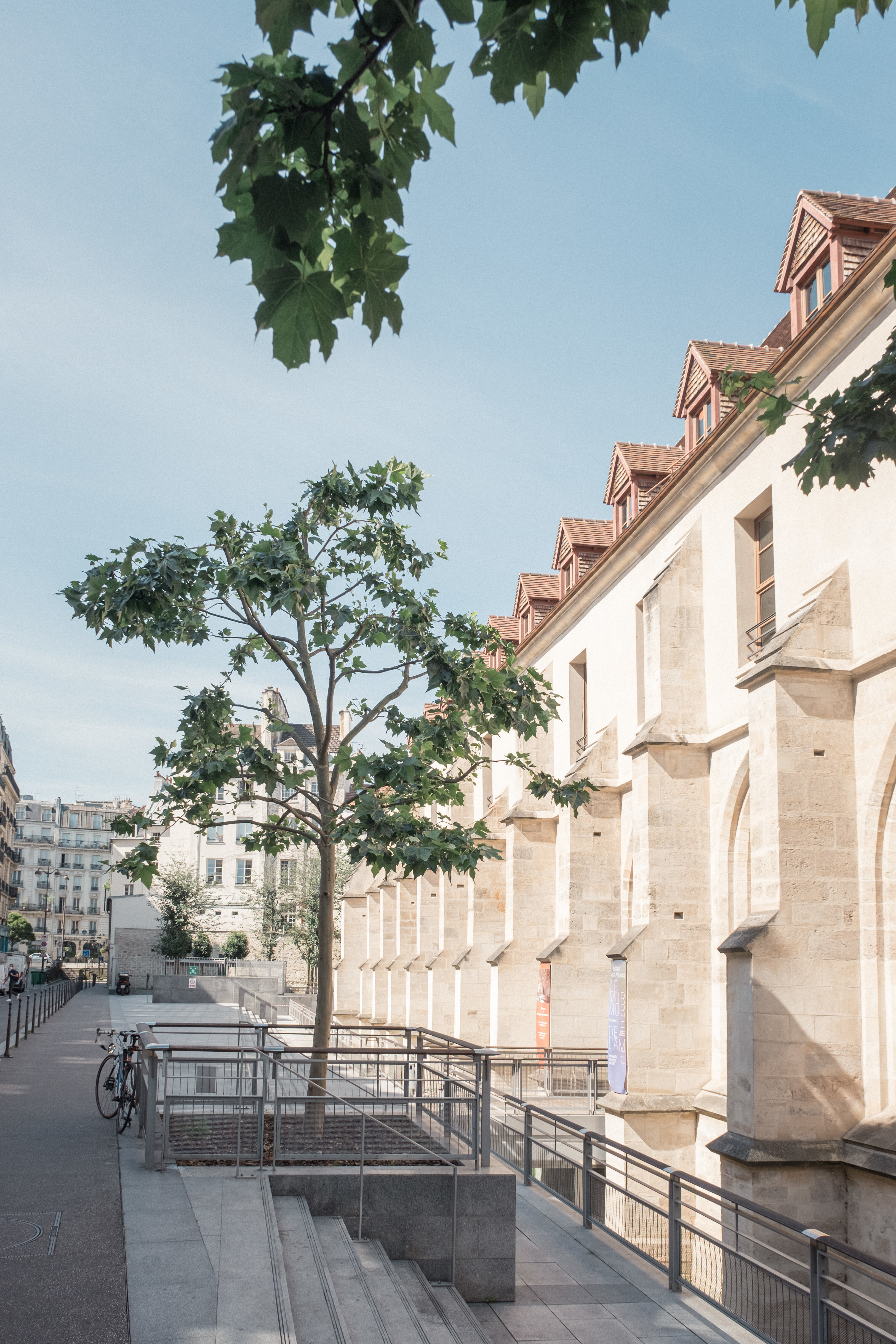 Le Collège des Bernardins vu de l’extérieur. - © Jean-Matthieu Gautier