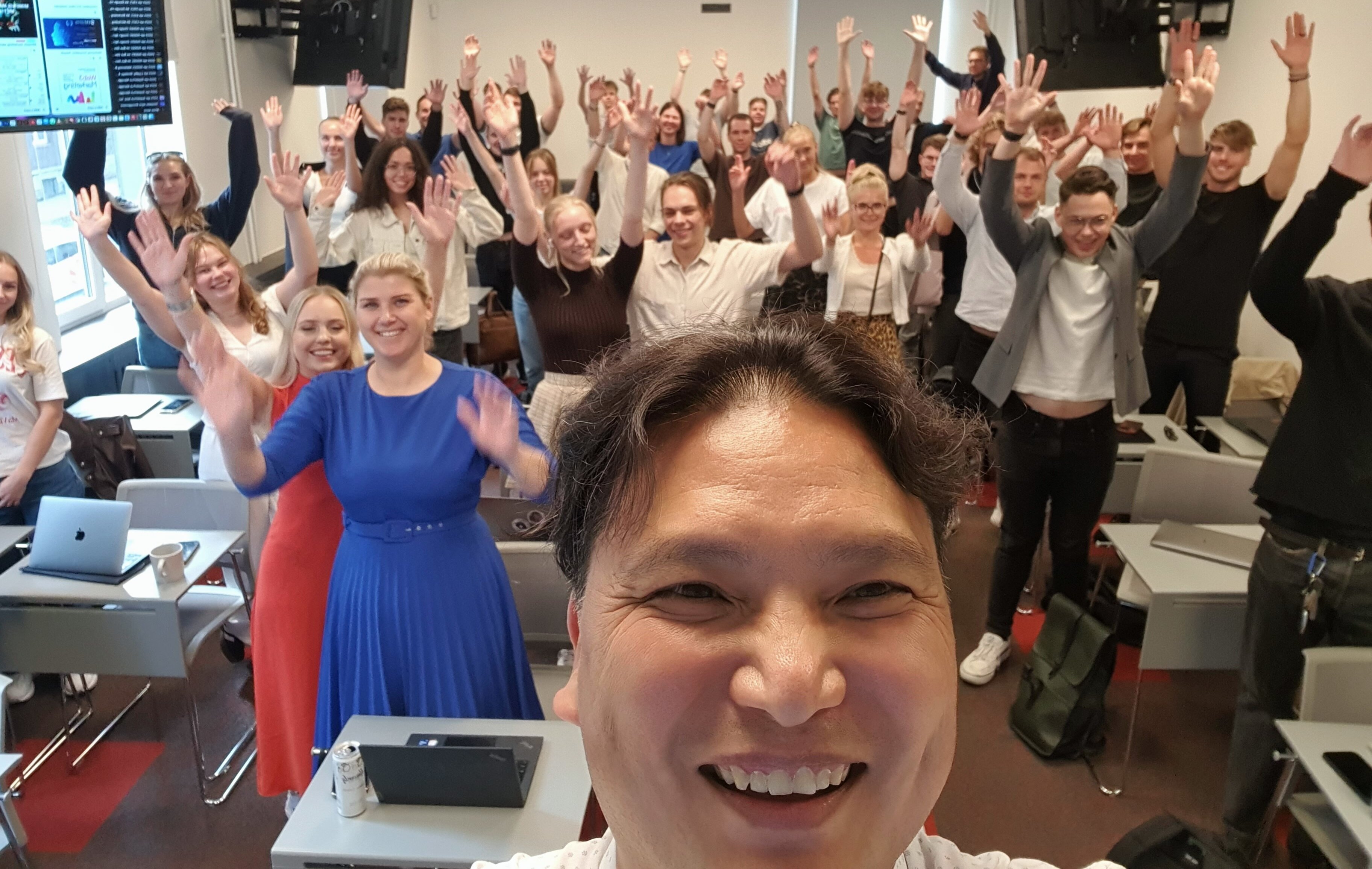 Won Kim donne des cours sur l’innovation, les nouvelles technologies, le marketing digital et le design thinking. - © D.R.