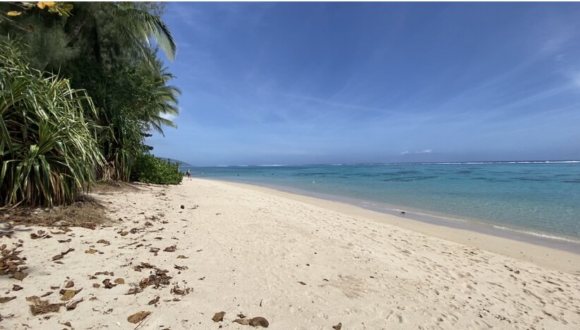 La plage de Puna’auia, sur l’île de Tahiti. - © C. Capitaine