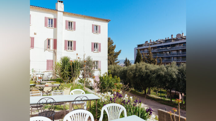 La terrasse du lieu accueille parfois des événements. - © D.R.