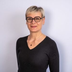 Après une carrière de commerciale dans l’informatique, Céline Ferré a cofondé la Maison de l’informatique plus responsable. - © D.R.