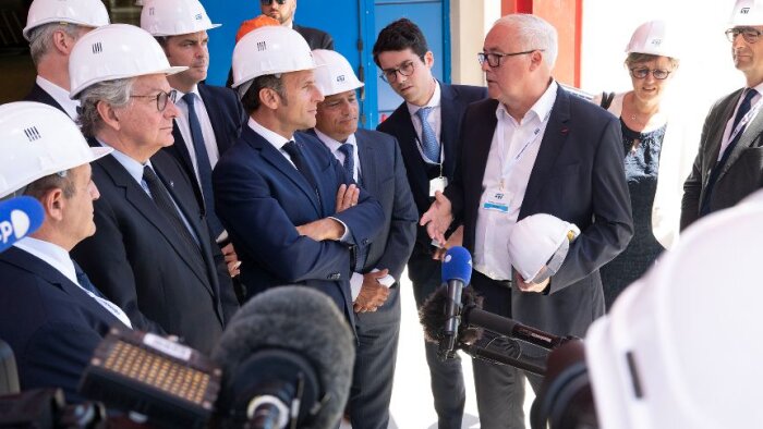Choose France : Emmanuel Macron sur le site STMicroelectronics de Crolles (Isère) - Juillet 2022 - © D.R.