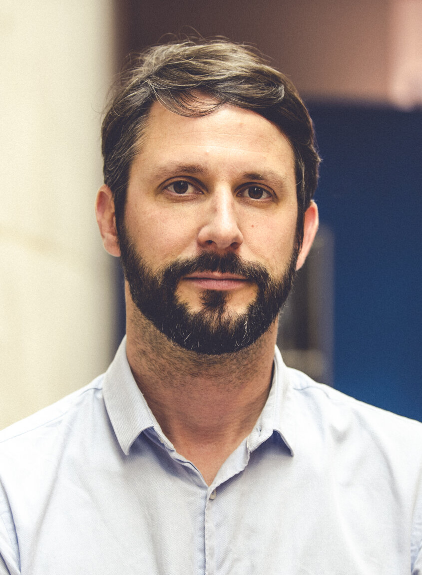 Manuel Canévet analyse de près la communication de l’ESR - © Thibault Plaire-Canévet et Associés.