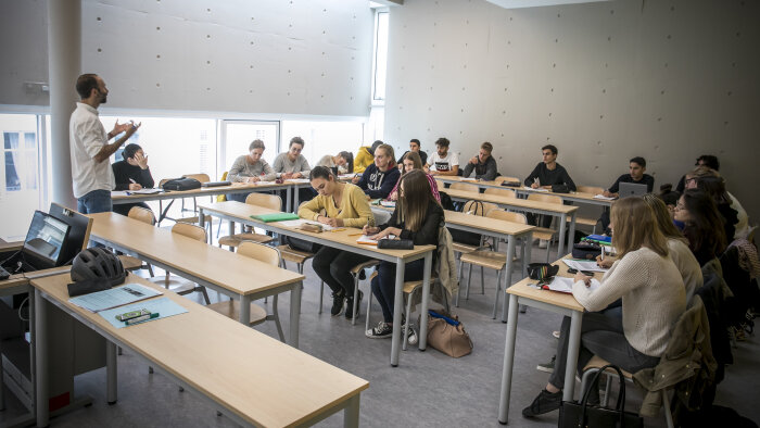 Un modèle économique qui répartirait différemment les heures d’enseignement. - © Conférence des présidents d’université - Université de Lorraine