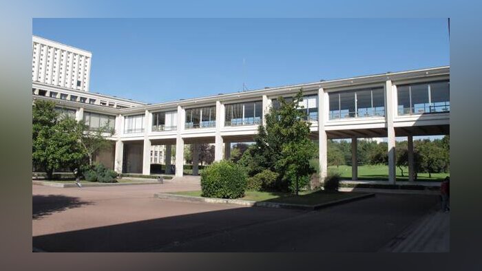 Comment l’Université de Caen Normandie forme les nouveaux maîtres de conférence