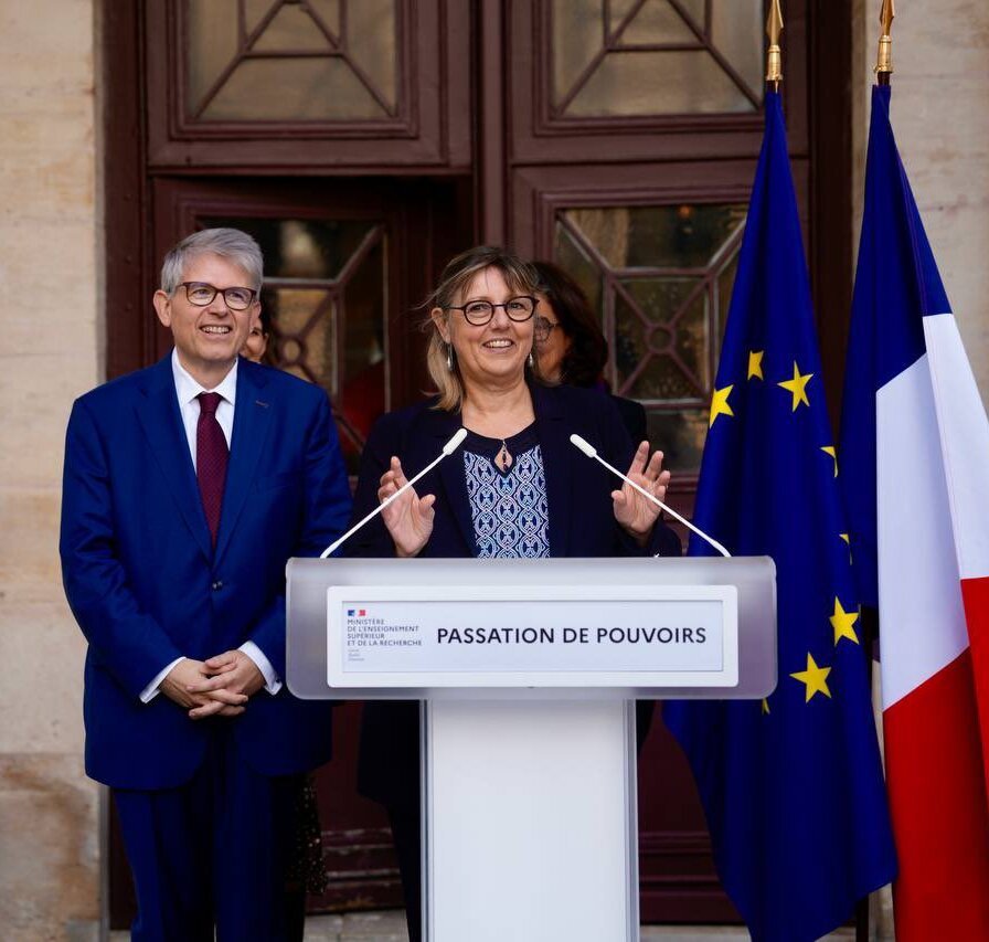 L’ancienne ministre de l’ESR Sylvie Retailleau a listé à son successeur quelques sujets d’inquiétude pour l’avenir lors de la passation.. - © MESR