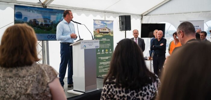 Biocontrôle, Amoéba pose la première pierre de son usine à Cavaillon